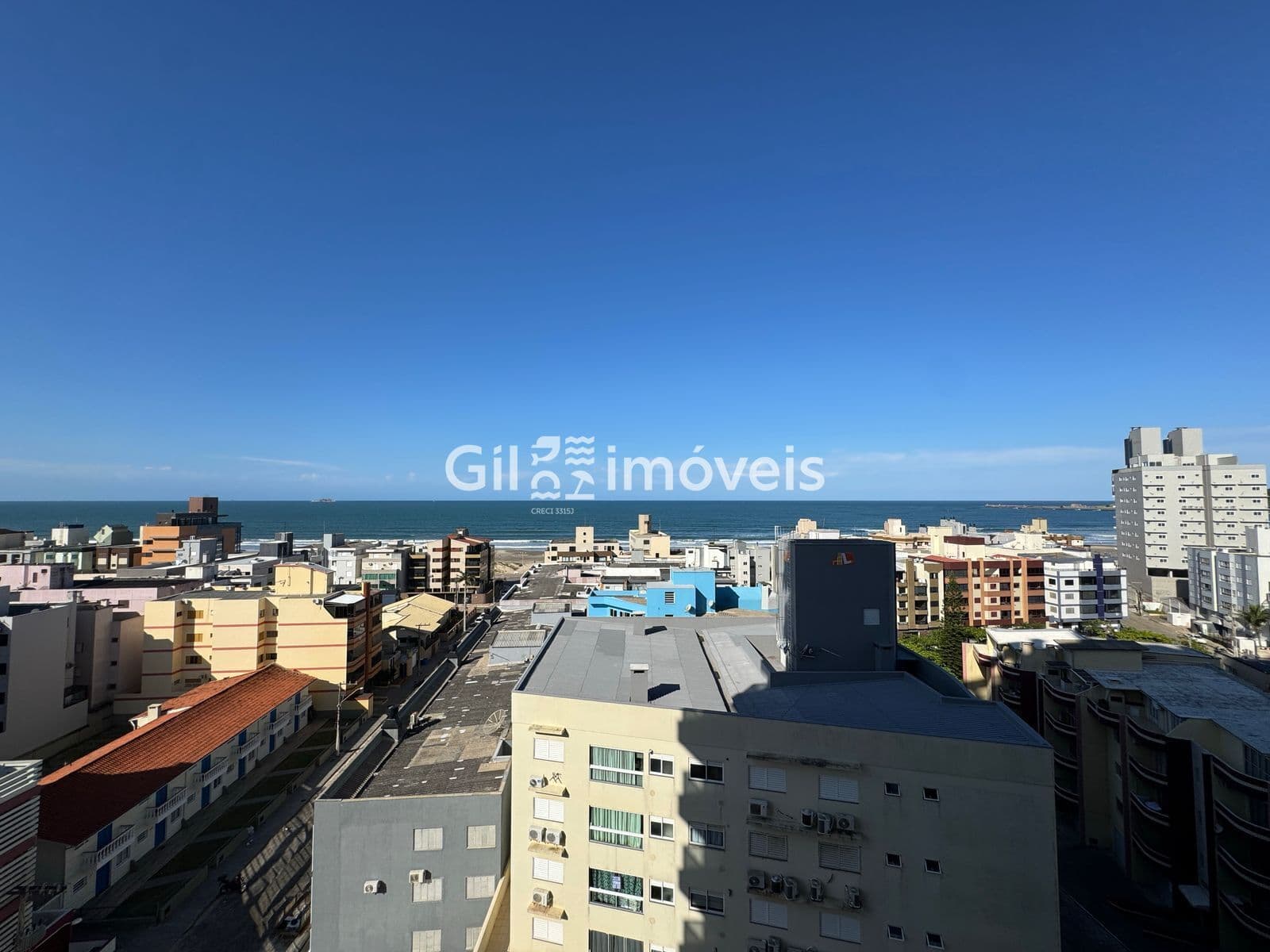 Vista panorâmica para o mar.