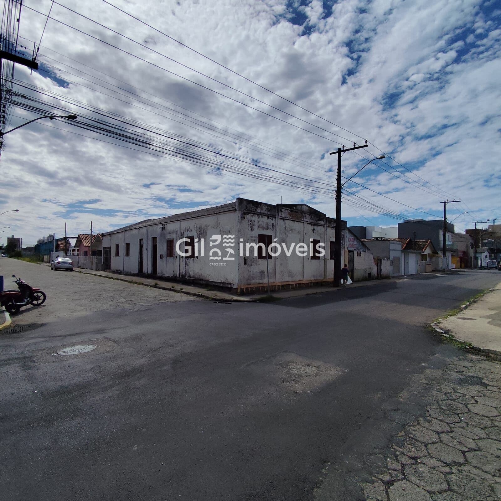 Oportunidade de esquina no Magalhães — localização estratégica e alto potencial