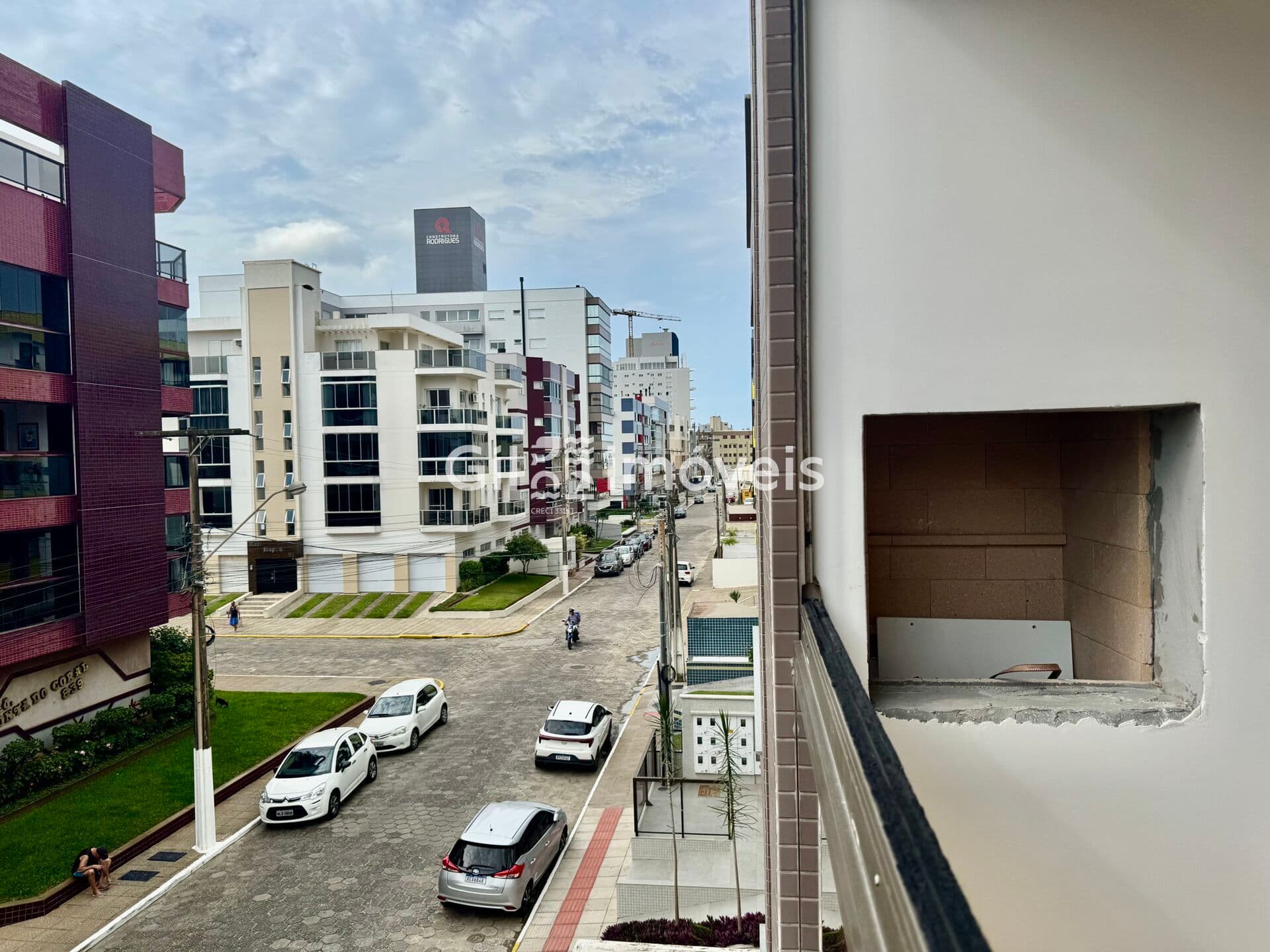 Que tal viver a poucos passos da beira-mar?