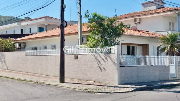 Casa em Laguna - Mar Grosso