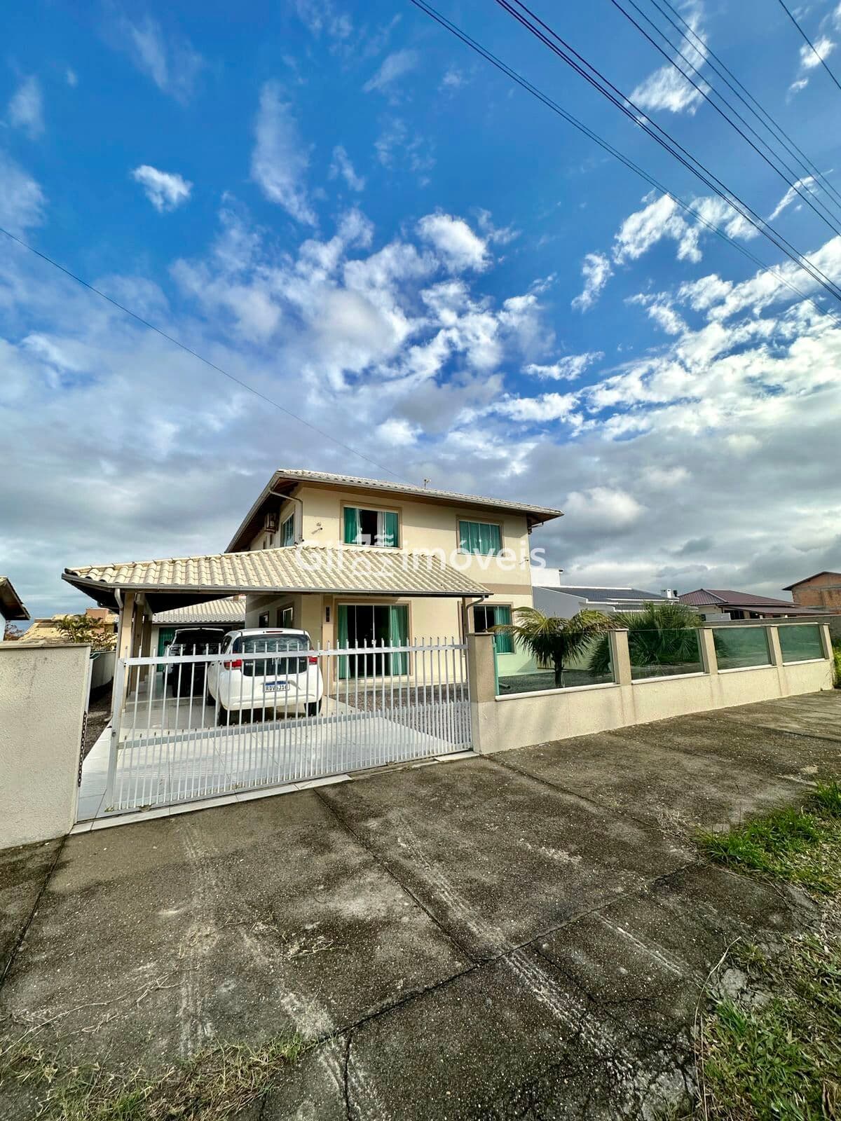 Casa em Laguna - Praia do Sol