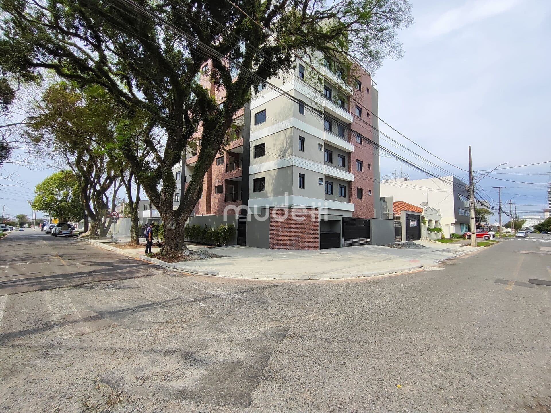 Cobertura Duplex Alto Padrão com Terraço e Espaço Gourmet | São José dos Pinhais
