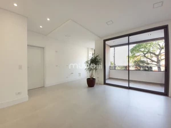 Apartamento em Curitiba - Água Verde