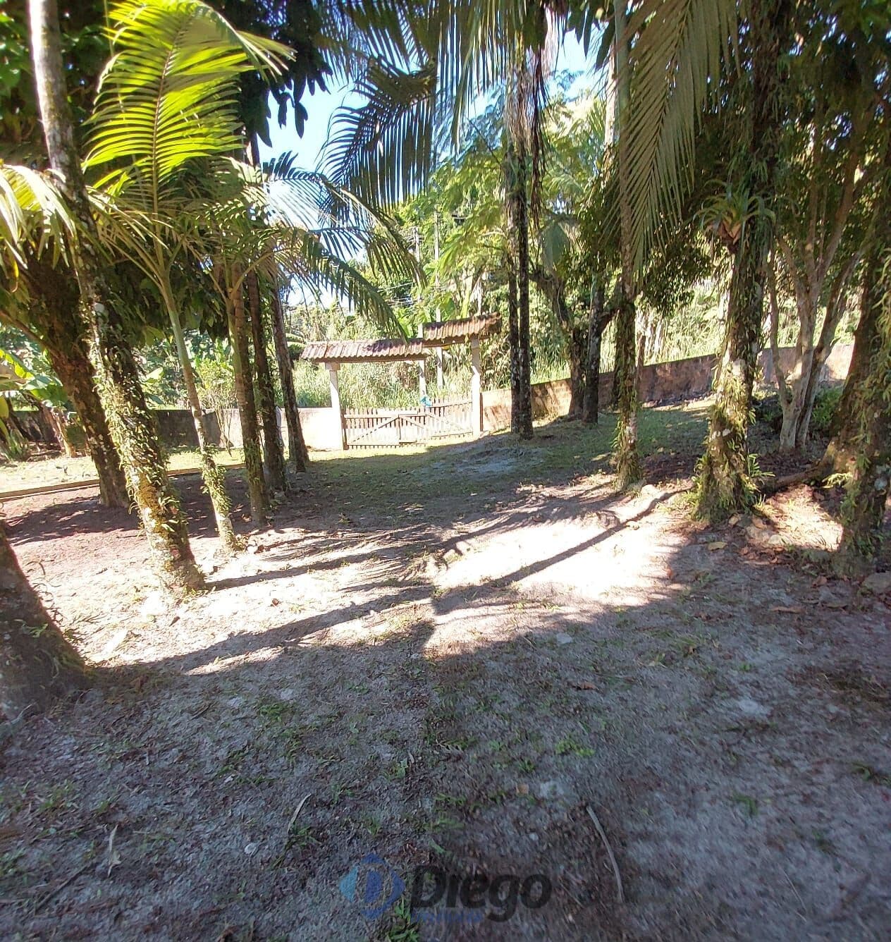 🌿 Chácara à Venda – 6.000 m² de Tranquilidade e Conforto 🌿