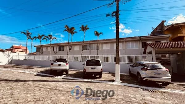 Excelente sobrado/apartamento para locação anual 🏖️