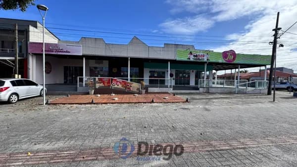 🏬 Conjunto de 5 Lojas Comerciais no Calçadão de Santa Terezinha