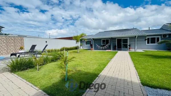 🌊 Excelente oportunidade no Balneário Canoas – apenas 250 metros do mar!