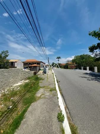Terreno de 930m² com acesso ao canal na Ogiva, Cabo Frio/RJ