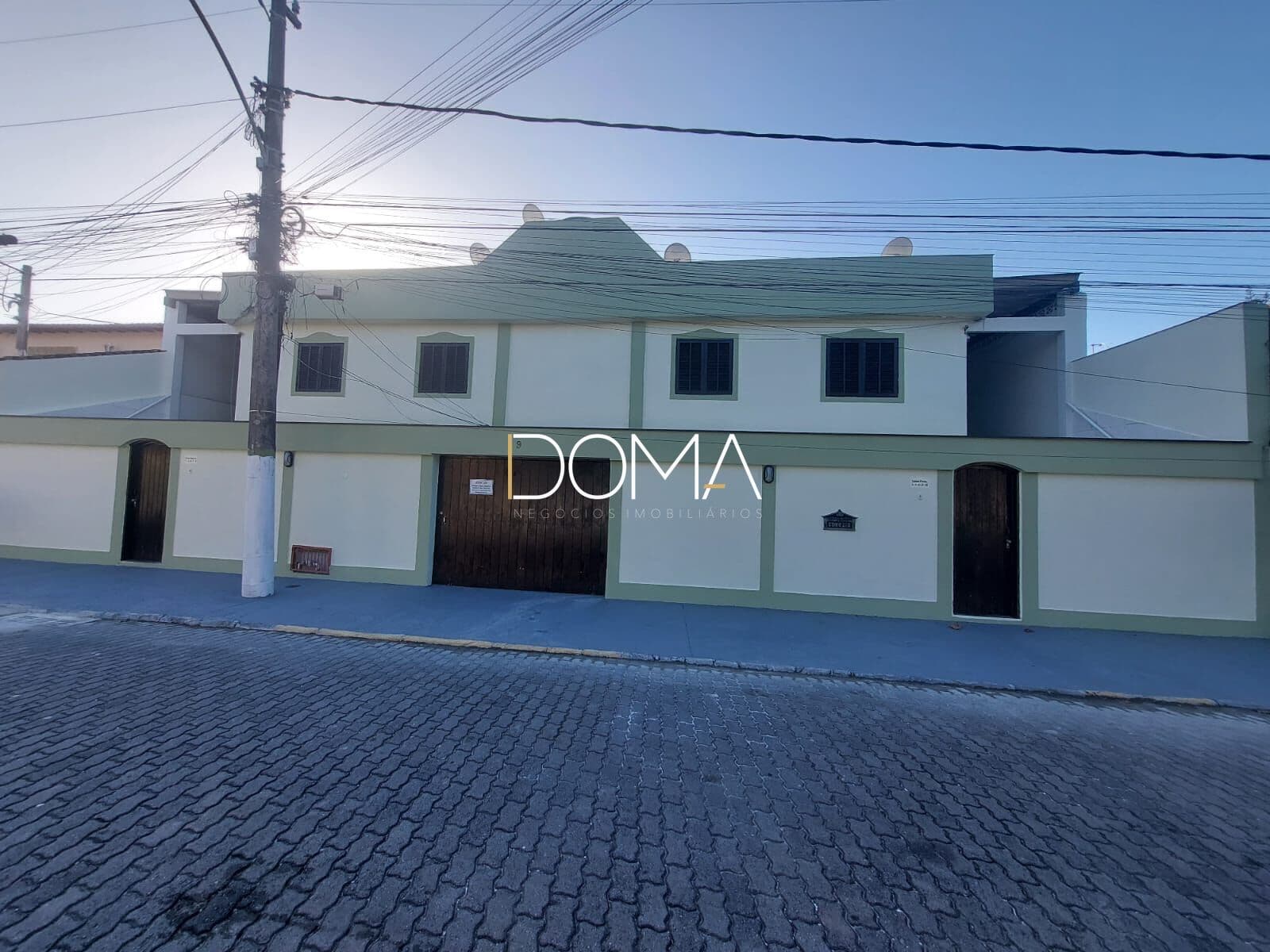 Casa em condomínio no Portinho - Próximo ao canal