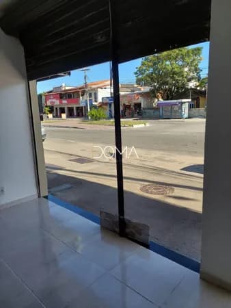 Loja a venda em Avenida Principal de Cabo Frio-RJ
