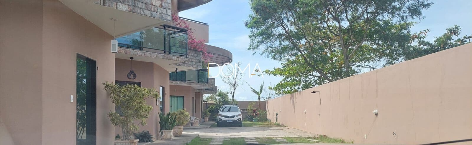 Casa em Condomínio - TRIPLEX - MARAVILHOSA !