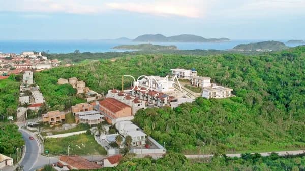 Casa de Condomínio em Cabo Frio - Peró