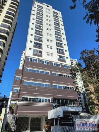 UNO LOFT - MOBILIADO