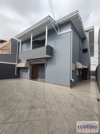 LINDO SOBRADO - VILA OLIVEIRA