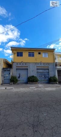 Casa Térrea com 370m² na Freguesia do Ó