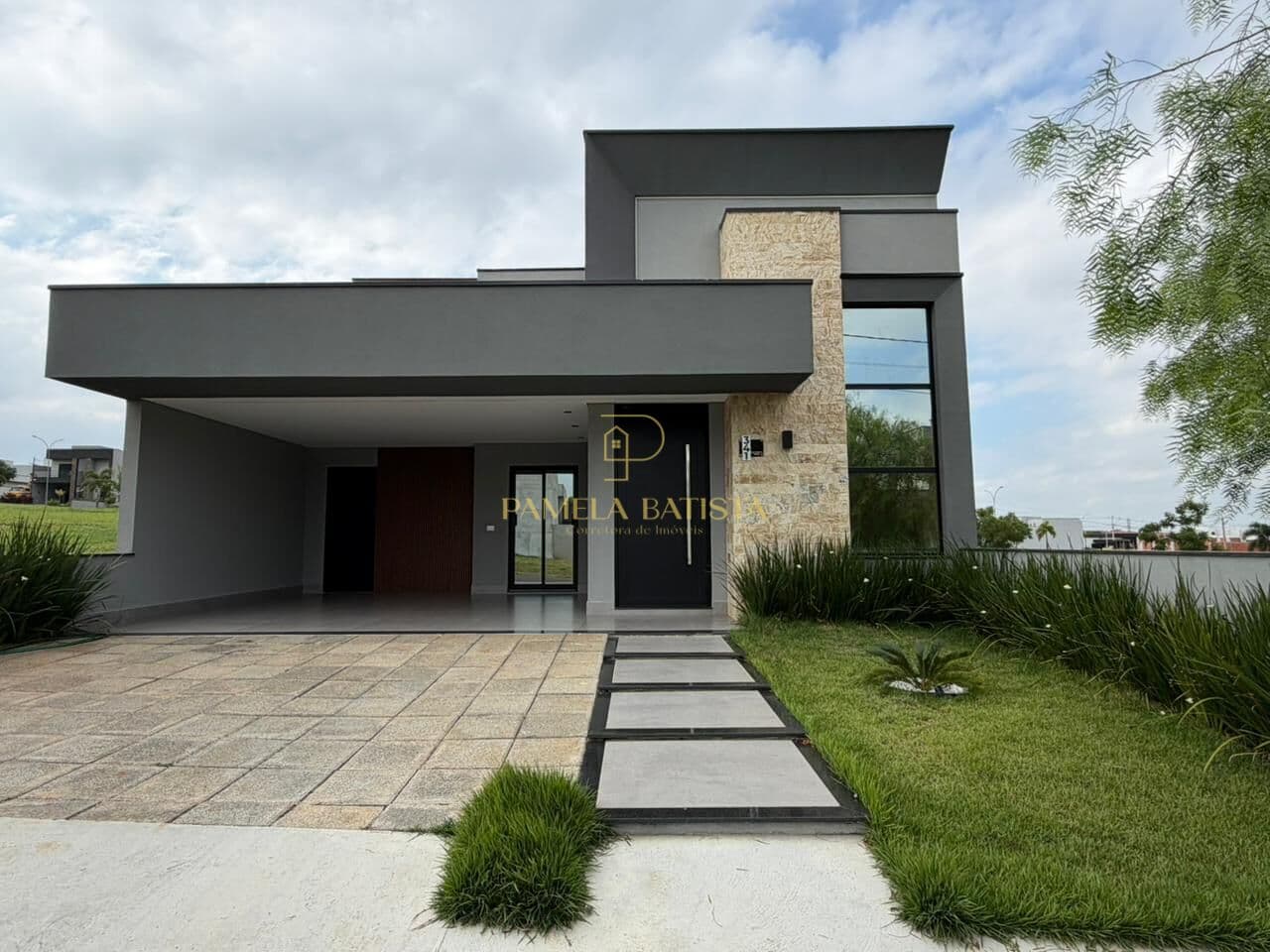 Casa Alto Padrão - Condominio Fechado em Nova Odessa