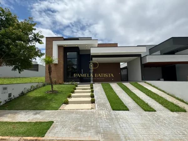 Casa em Condomínio - Pronta pra morar