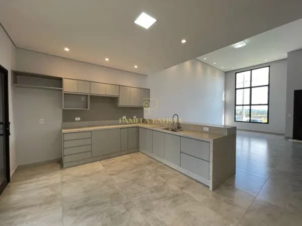 OPORTUNIDADE! Casa térrea no condomínio Recanto das Águas em Nova Odessa/SP! ✨