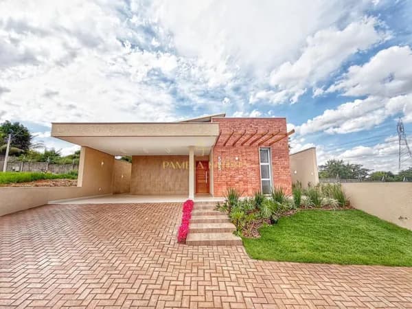 🏡 Casa em condomínio fechado em Nova Odessa