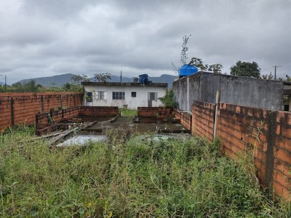 Casa em Ilha Comprida - Balneário Araça