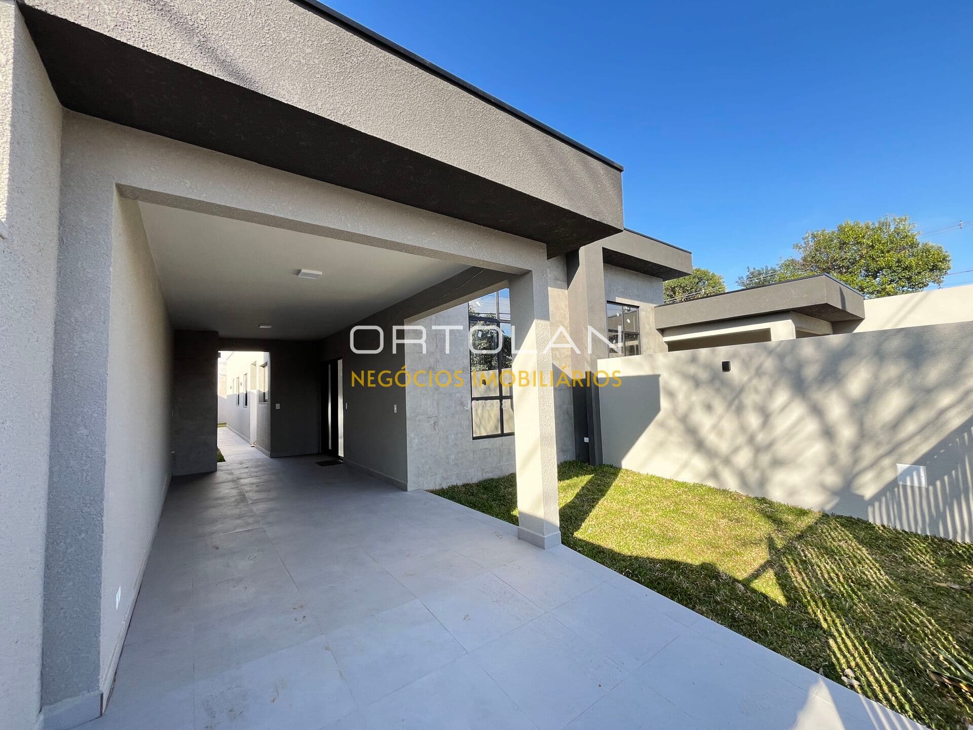 Casa térrea NOVA 101m² - 03 Dormitórios – Cidade Jardim – São José dos Pinhais.