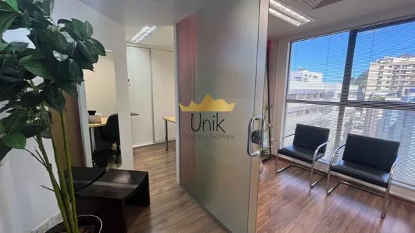 Sala comercial no melhor edifício comercial da Rua Jardim Botânico