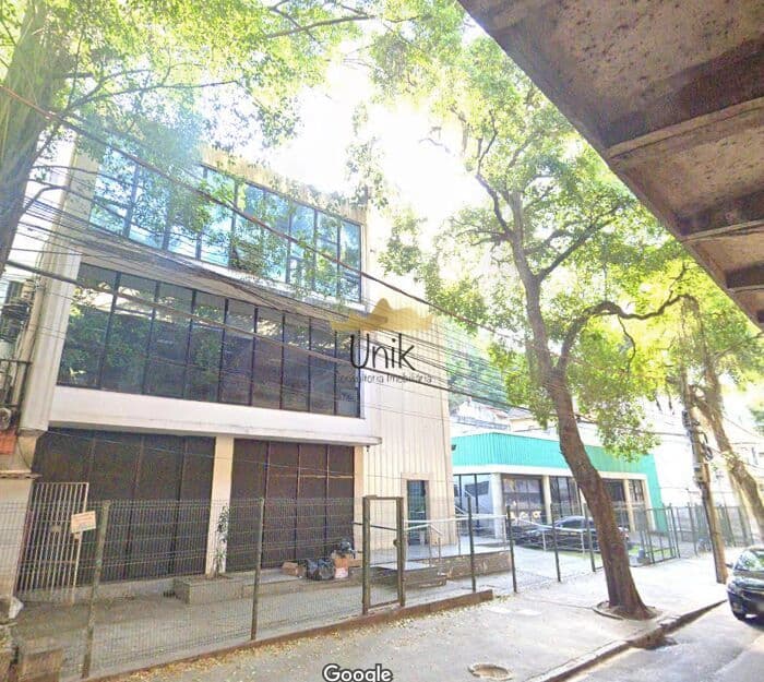 Prédio Comercial com estacionamento de 25 vagas em localização estratégica - Rio Comprido