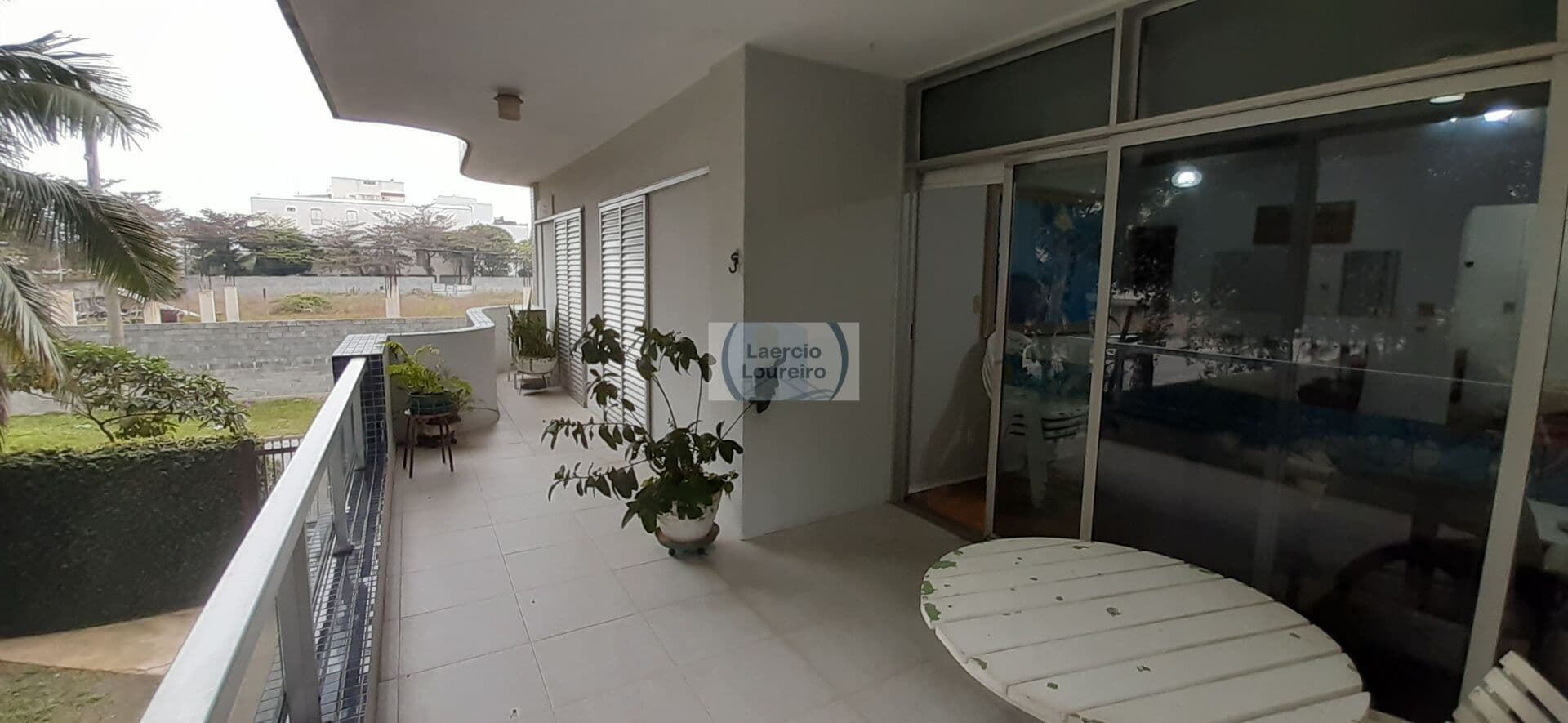 Apartamento 3 quartos na Enseada 2 vagas