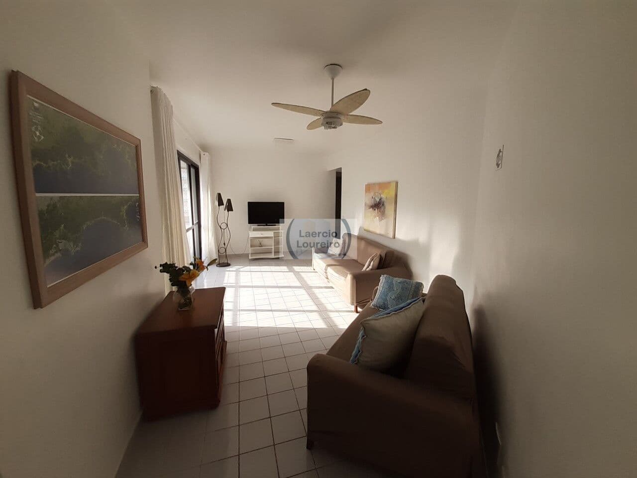 Apartamento 3 suítes sacada e 2 vagas de garagem