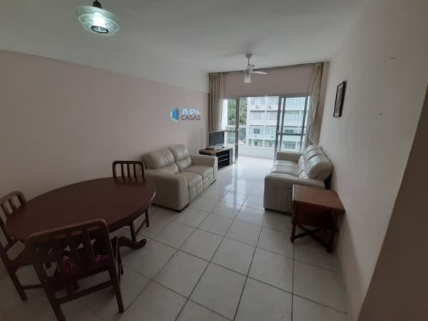 Apartamento 1 Quadra do mar na Praia de Pitangueiras