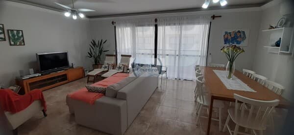 Apartamento no Guarujá 2 vagas de garagem prédio com lazer