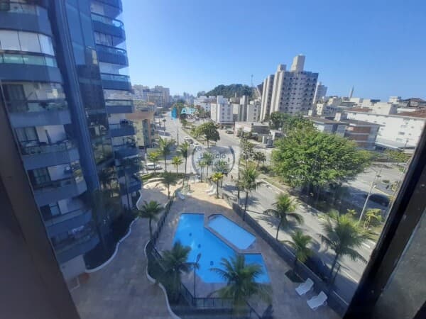 Elevador Panorâmico e vista mar