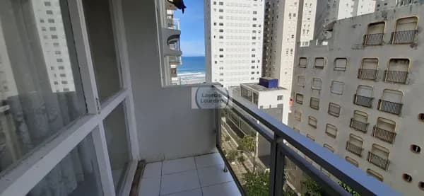 Apartamento com vista do mar em Guarujá
