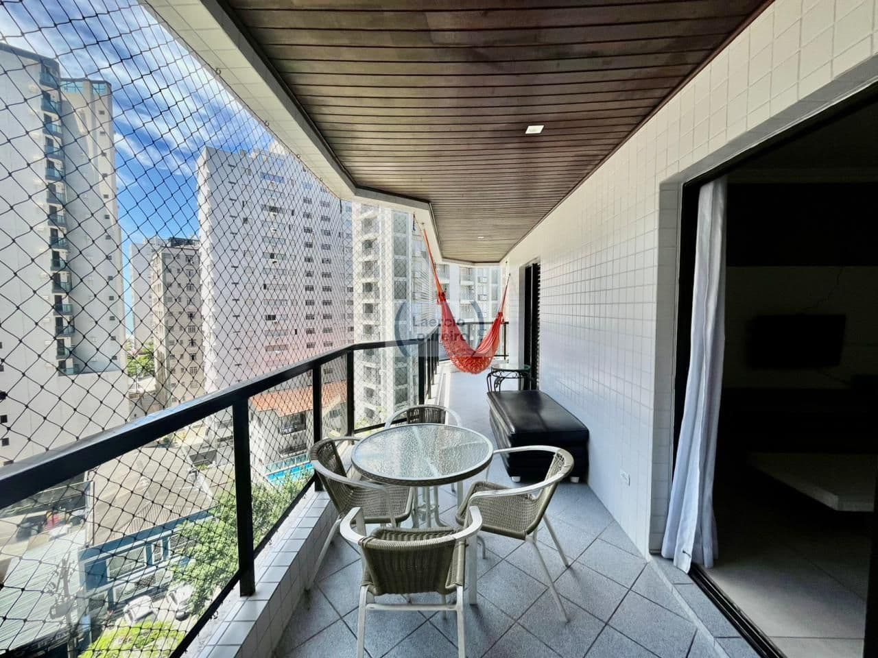 Apartamento para alugar no Guarujá