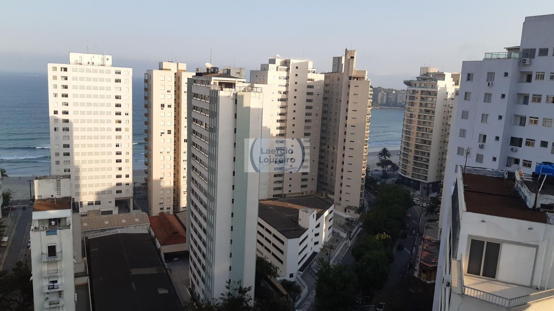 Apartamento ensolarado com 2 vagas