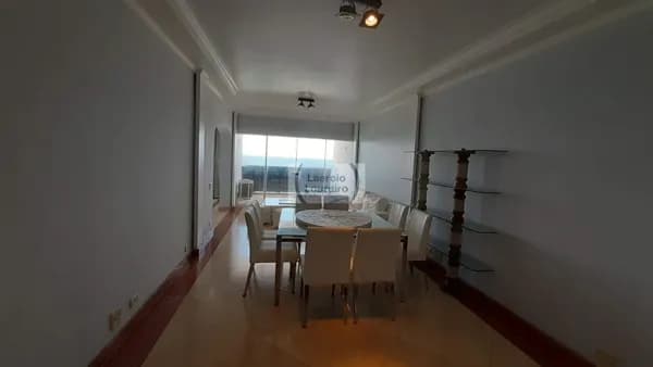 Imagina acordar toda manhã e tomar café na varanda vendo o mar