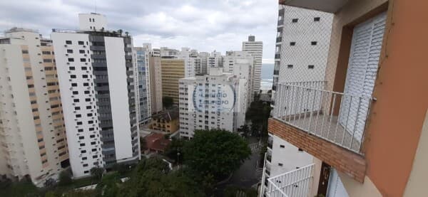 Mobiliado com vista livre e 2 vagas de garagem