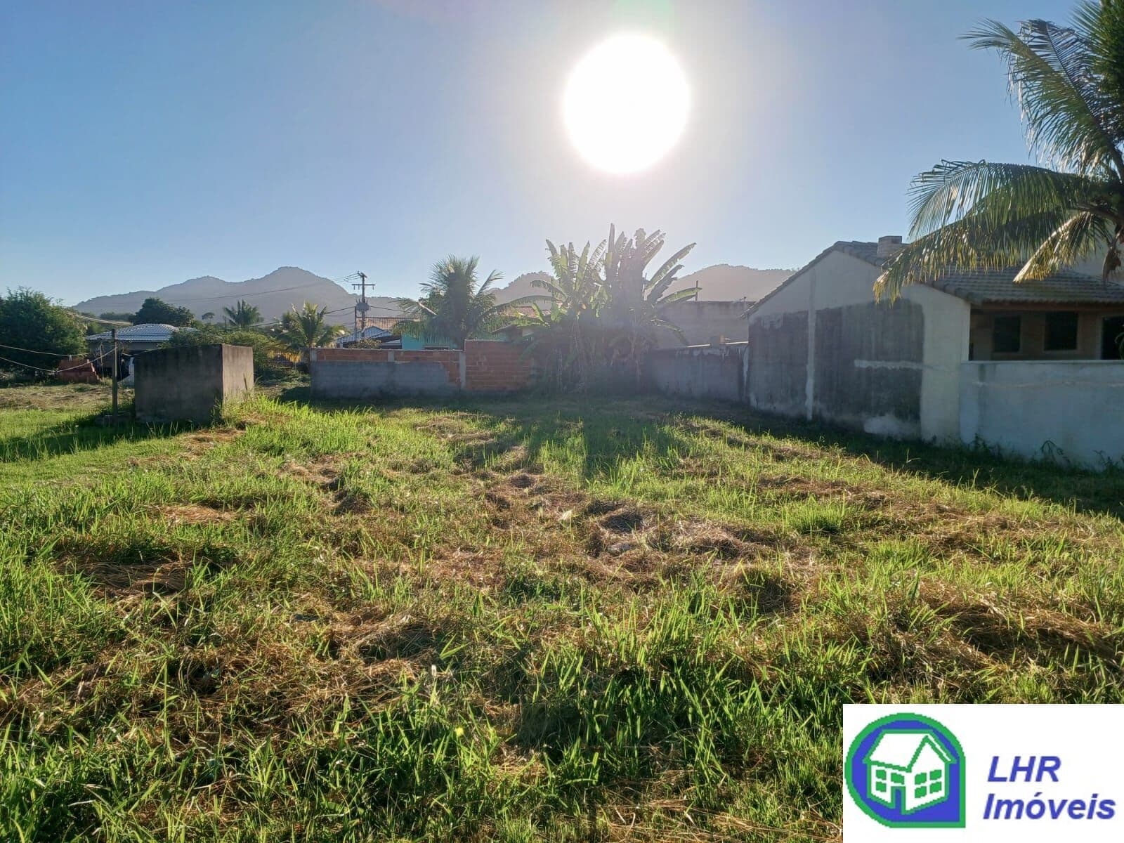 Ubatã, terrenos e casas Caxito - Maricá/RJ