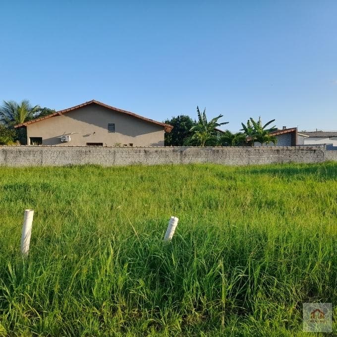 Venda Ubatã, casas e terrenos Caxito - Maricá