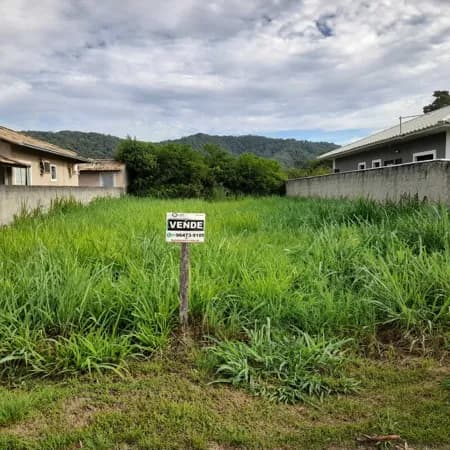 Ubatã, casas e terrenos Caxito - Maricá