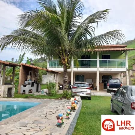 Casa Duplex com 4 quartos terreno 720m Retiro Maricá RJ