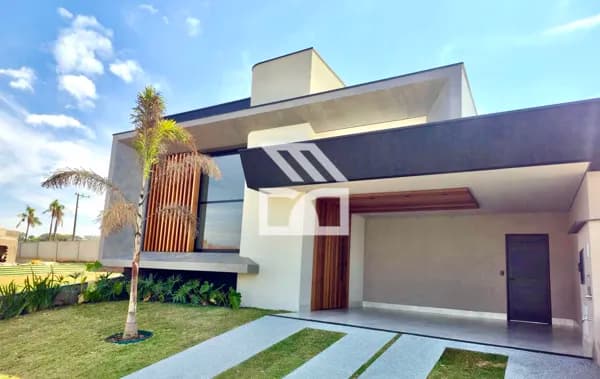 Casa em Condomínio - Jardim Villa Sapezal