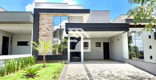 Casa em Condomínio - Jardim Mantova
