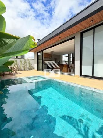 Casa em Condomínio - Jardim Villa Sapezal