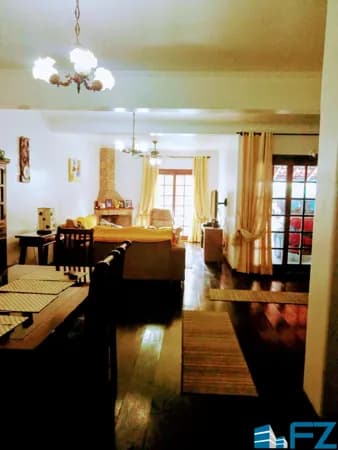 Casa em Condomínio Sobrado para venda tem 350m² no Centro - Ribeirão Pires - SP