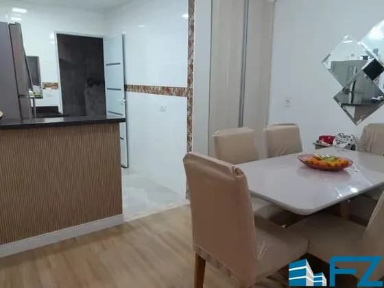 Sobrado para venda tem 175m² 3 dormitórios 1 suite, Vila das Valsas/ SBC