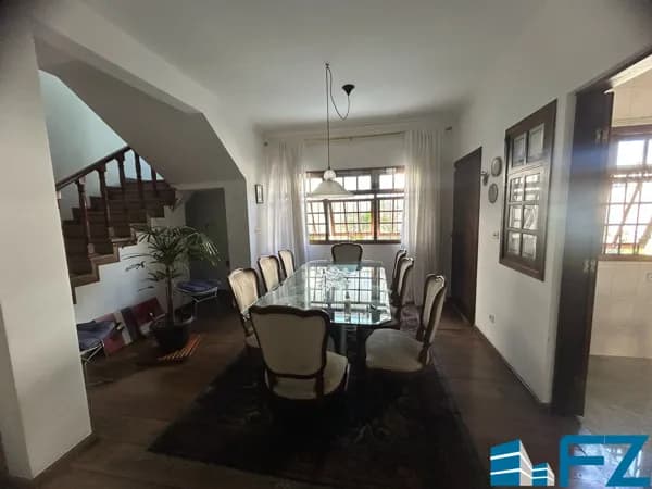 Sobrado para venda tem 300m² no bairro Parque dos Pássaros/ São Bernardo do Campo - SP