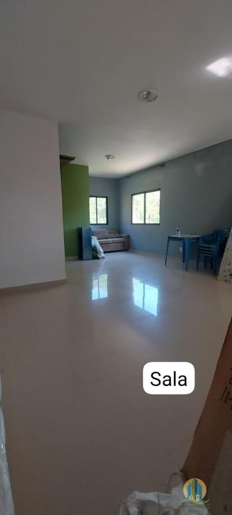 Casa a venda com terreno