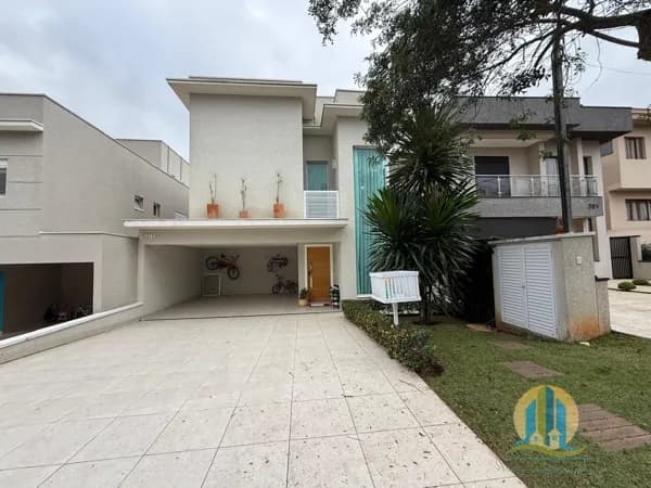 CASA DE ALTO PADRÃO À VENDA – CONDOMÍNIO NEW VILLE