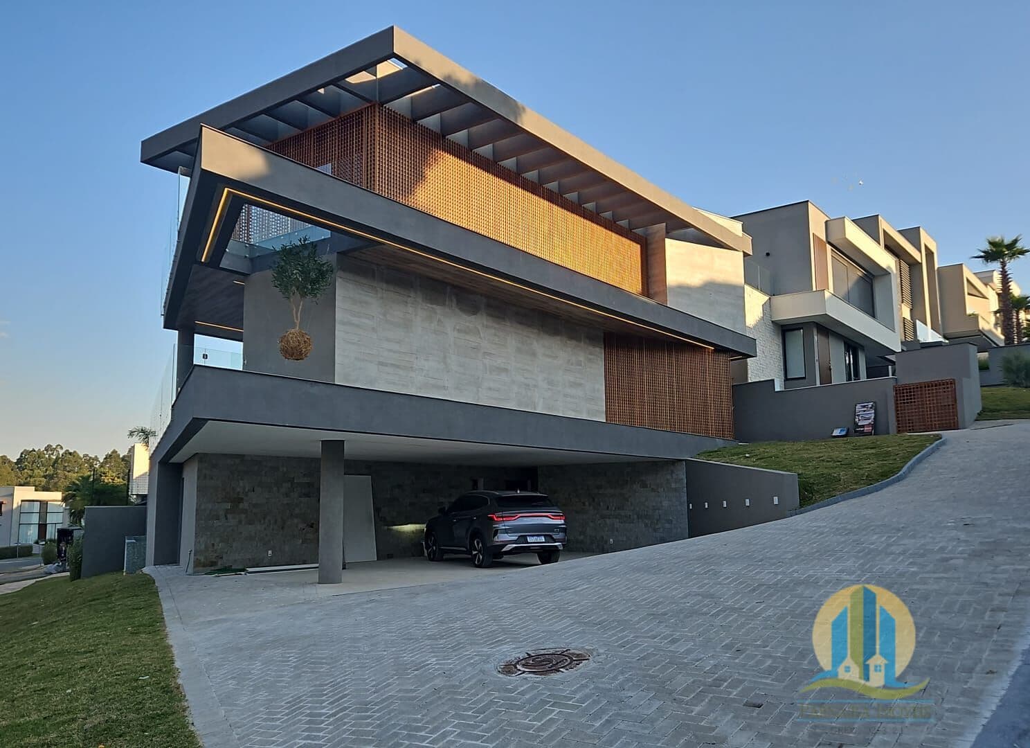 Casa Alto Padrão à Venda !!!